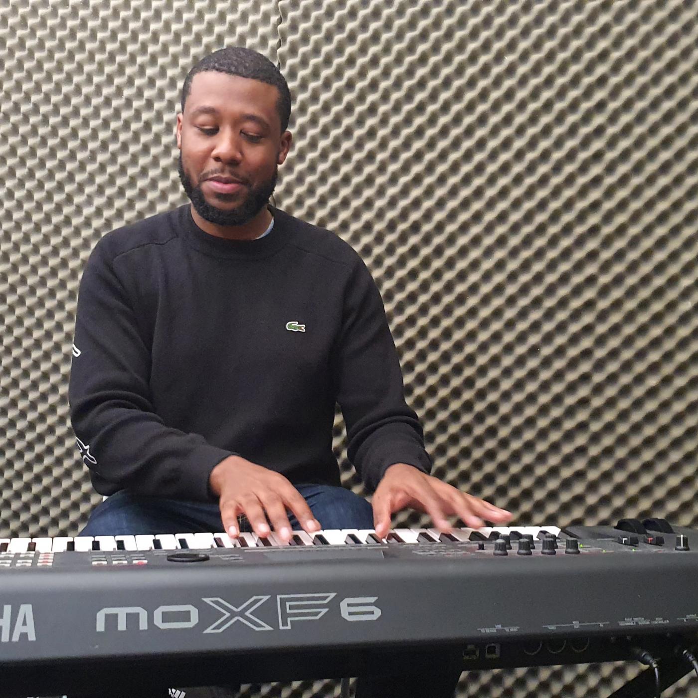 Michel YOUMBA l'Invité Gospel- mardi 04 mai 2021